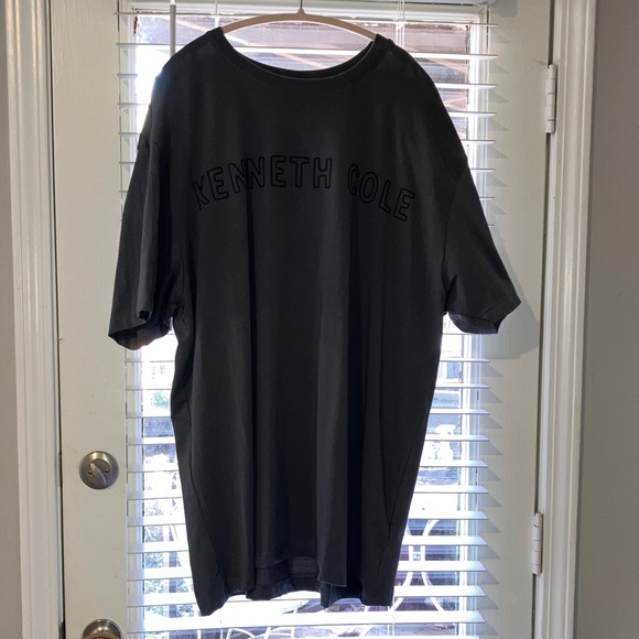Kenneth Cole Other - Kenneth Cole Charcoal Gray Men's Tee